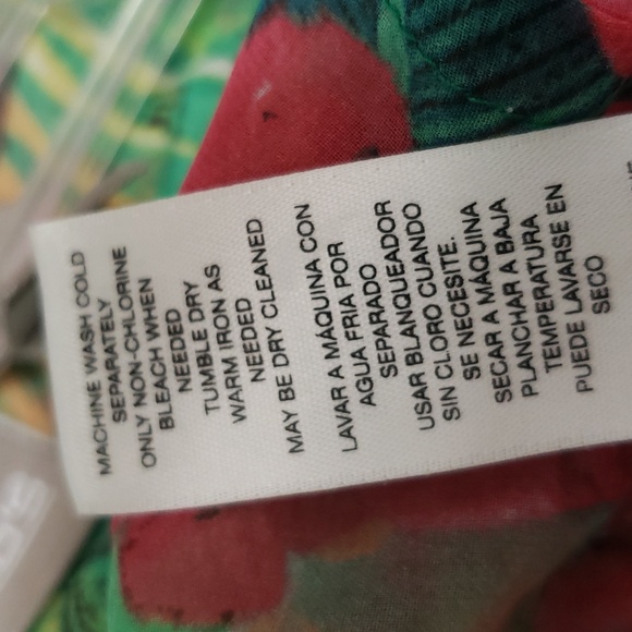 Chico's 3/4 Sleeve Top Semi Sheer Floral Print with Front Tie Waist Detail - Picture 12 of 12